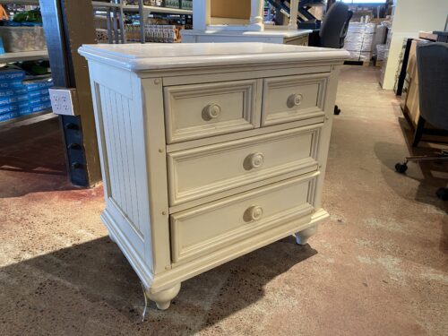 WYNWOOD Hadley Pointe Nightstand in Antique Parchment