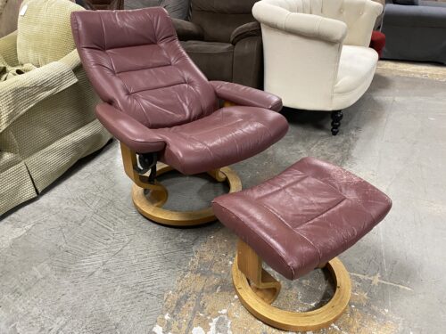 EKORNES Stressless Plum Leather Reclining Armchair