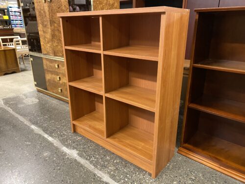 Wooden Short 6-Shelf Bookcase