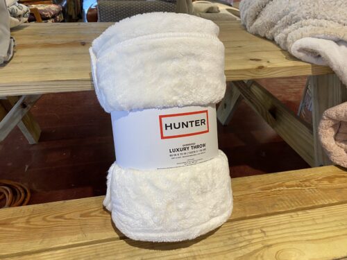 NEW! HUNTER Oversized Luxury Throw - White