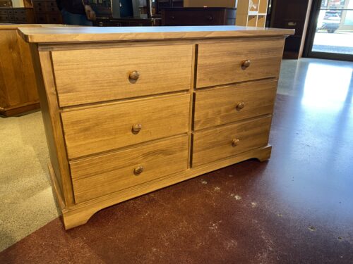 MAKO Polo Six Drawer Dresser in Antique