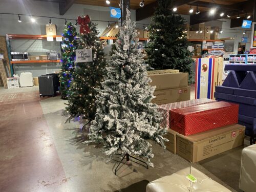 NEW! LuxenHome 6.1-ft Fraser Fir Flocked Artificial Christmas Tree