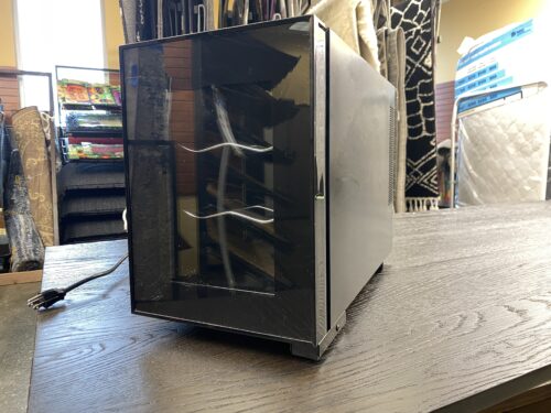 MAGIC CHEF 6 Bottle Wine Cooler Model #MCWC6B