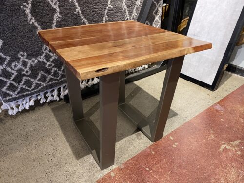 Live Edge 24" Square End Table