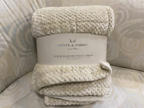 NEW! MONTE & JARDIN Luxury Jacquard Cream Velvet Throw