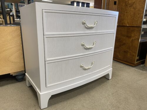 LEXINGTON White 3-Drawer Lowboy Dresser