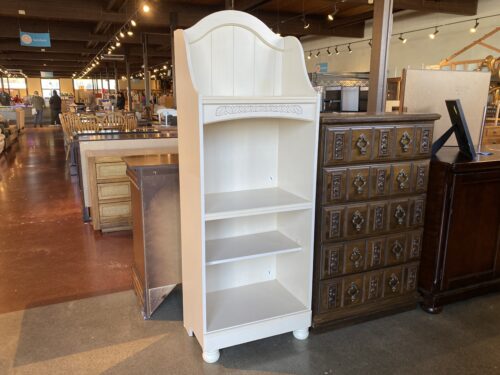 Cream Cottage Bookcase w/ Rounded Top