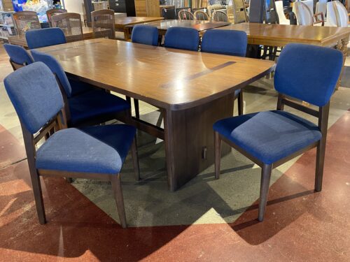 Isabel 9Pc. Dining Set