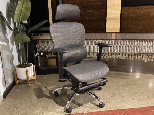 Fancy Mesh Back Office Chair w/ Leg Rest