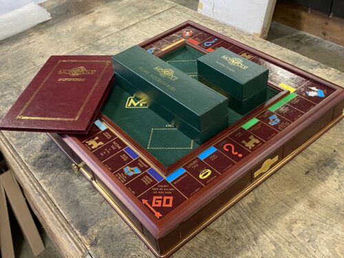 FRANKLIN MINT Monopoly, The Collector's Edition Game Red Mahogany Board and Gold Plated Tokens