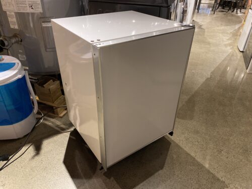 SUBZERO 24" Undercounter Refrigerator