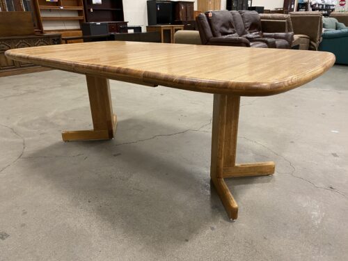 Red Oak Side Grain Dining Table with Trestle Base and 2 Extension Leaves