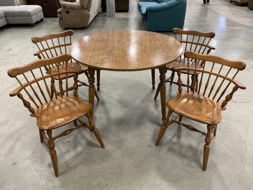 ETHAN ALLEN Nutmeg Stained Maple Dining Table with Extension Leaf and 4 Half Moon Chairs