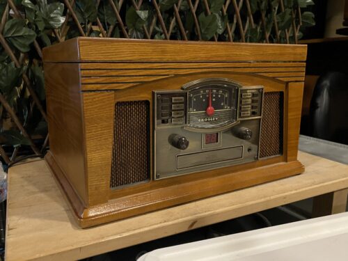 CROSLEY Lancaster 8-in-1 Bluetooth Record Player Radio