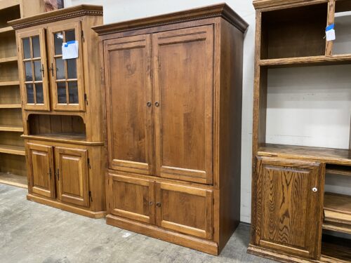 ETHAN ALLEN Wooden Entertainment Armoire with Slide Retractable Doors