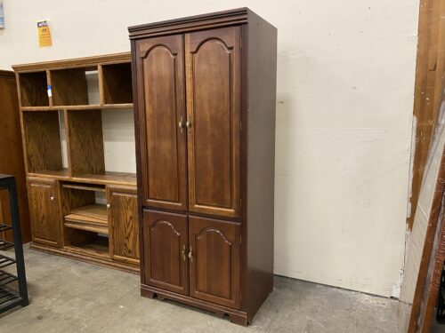 BROYHILL Entertainment Armoire with Sliding Drawer and Platform