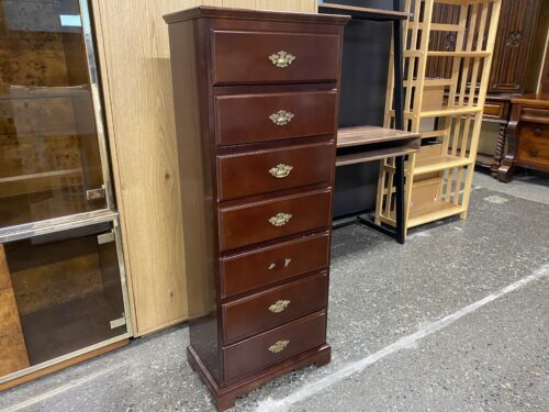 BOMBAY COMPANY Cherry Finish 7-Drawer Lingerie Chest