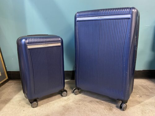 SAMSONITE Blackstone 2 Piece Hardside Expandable Spinner Luggage Set in Navy Blue