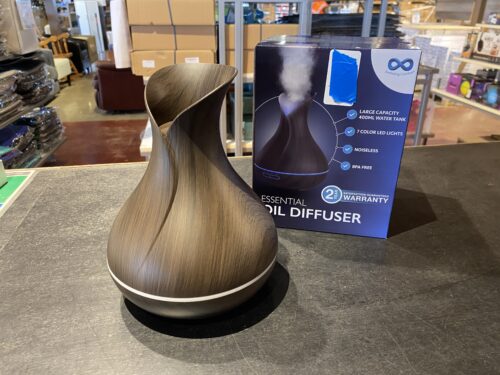 NEW! Everlasting Comfort LED Light Oil Diffuser