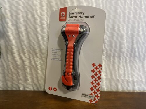 NEW! RED CROSS Emergency Auto Hammer (Southcenter)