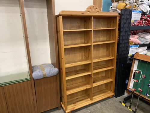 Knotty Pine 12 Shelf Bookcase