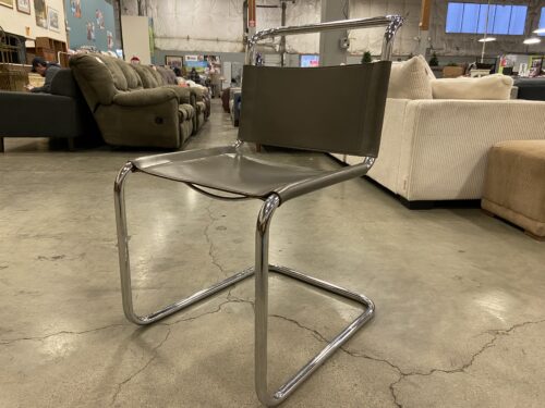 BREUER CHAIR COMPANY Mart Stam Cantilever Side Chair in Dark Grey