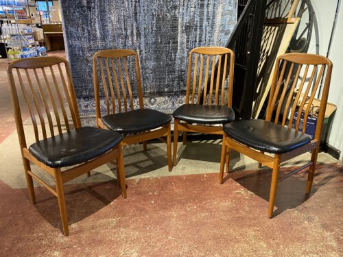 Benny Linden Danish Modern Teak Dining Chair Set (Set of 4)