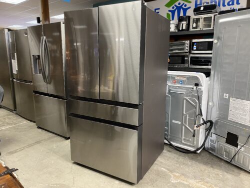 NEW! SAMSUNG Bespoke 4-Door French Door Refrigerator/Freezer 29 cu ft (Bellevue)