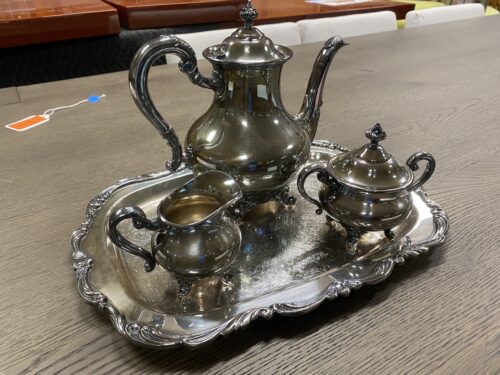 REED & BARTON Silver Plated Regent 5600 Tea Set (Set of 4)