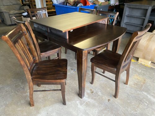 Solid Wooden Dark Dining Set w/ 6 Chairs & 2 Leaves