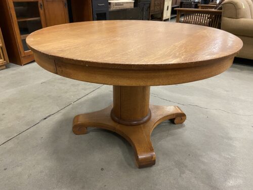 Round Wooden Dining Table with Pedestal Base and 2 Extension Leaves