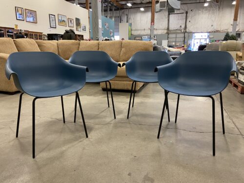 Navy Blue Tub Dining Chair (Set of 4)