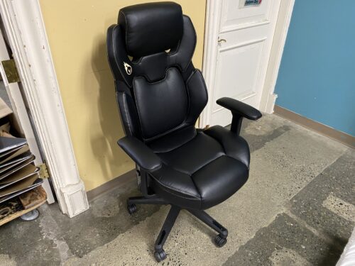 DPS Black Gaming Chair