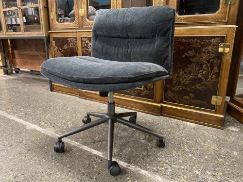 ELLE DÉCOR Dark Grey Criss-Cross Chair