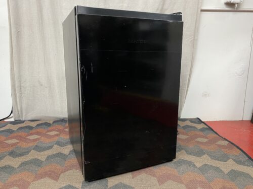 HISENSE Mini Fridge 2.5 Cu. Ft. Model #LMS026M6RBE