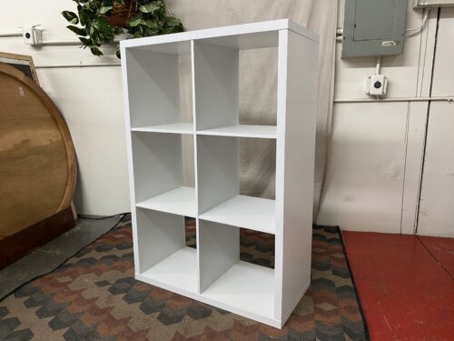 White 6-Cube Display Shelf
