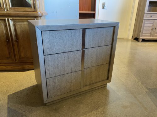 KLAUSSNER Melbourne Three Drawer Nightstand in Soft Grey