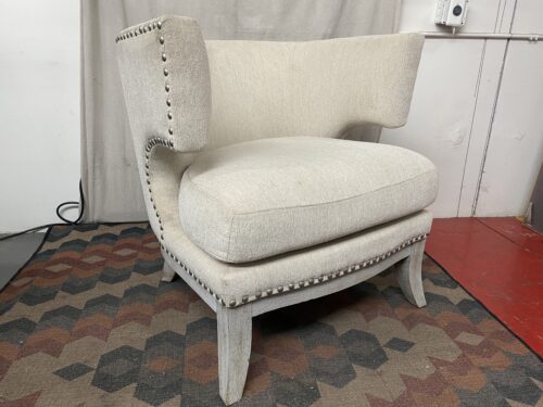 COASTER Jordan Dominic Barrel Back Accent Chair