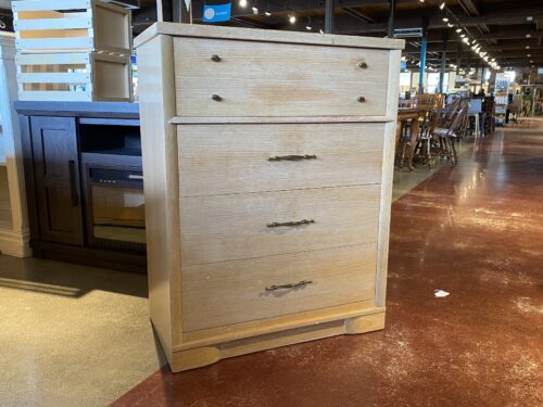 HARMON Local Vintage Pale Blonde 4-Drawer Dresser