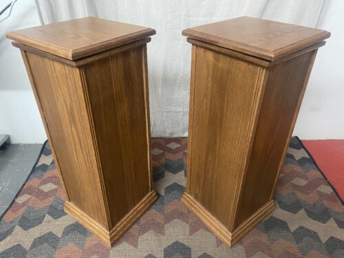 Light Brown Spinning Top Display Pillars  (Set of 2)