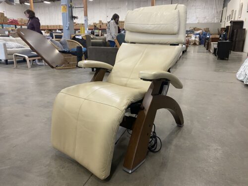 HUMAN TOUCH Perfect Chair PC-600 with Lumbar and Book Rest