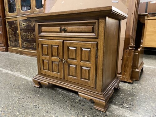 THOMASVILLE Monterey Collection Spanish Mediterranean Nightstand