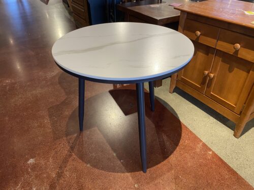 NEW! THREE HANDS Modern Circular White Top Accent Table