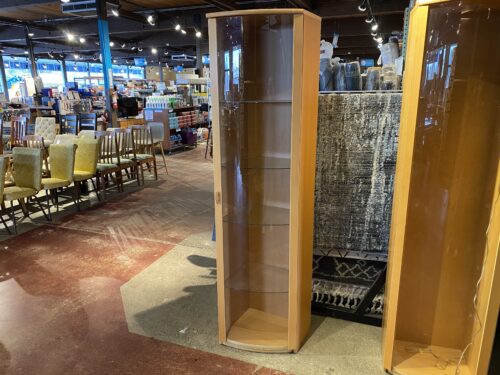 Blonde Curved Curio Cabinet - Left