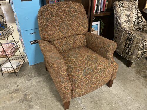 Brown Floral Pattern Upholstered Pushback Recliner