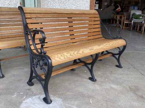 Hefty Iron & Wood Canterbury Park/Patio Bench