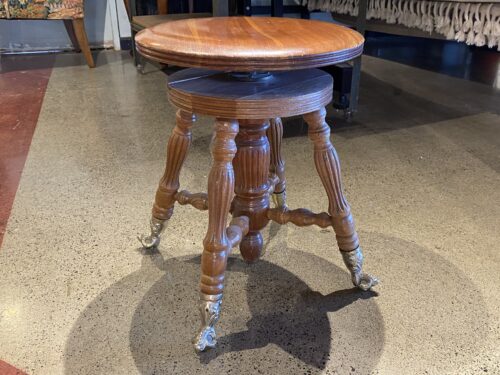 Victorian Style Swiveling Stool w/ Claw&Glass Ball Feet