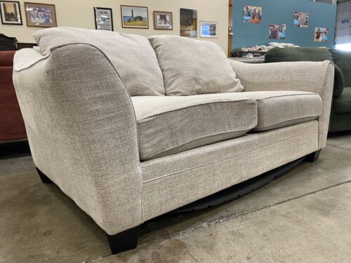 MICHAEL NICHOLAS DESIGNS Grey Woven Upholstered Slope Arm Loveseat