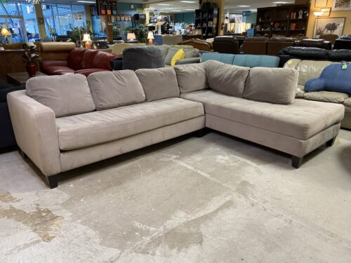 JONATHAN LOUIS Tufted Grey L-Shaped Sectional