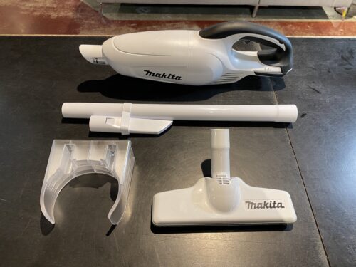 NEW! MAKITA 18V Lith-Ion Compact Cordless Vacuum (Tool Only)